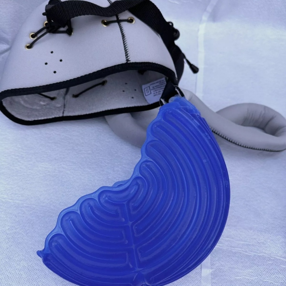 Paxman Scalp Cooling Cold Cap - Prevent hair loss during chemotherapy - Small - Picture 3 of 9